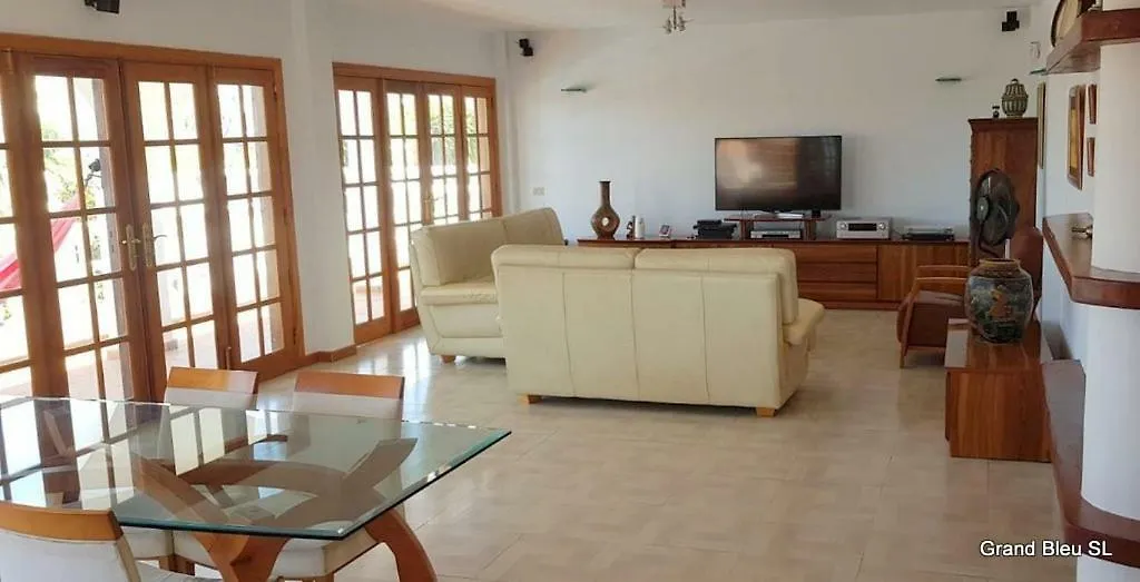 Villa La Tosca Callao Salvaje
