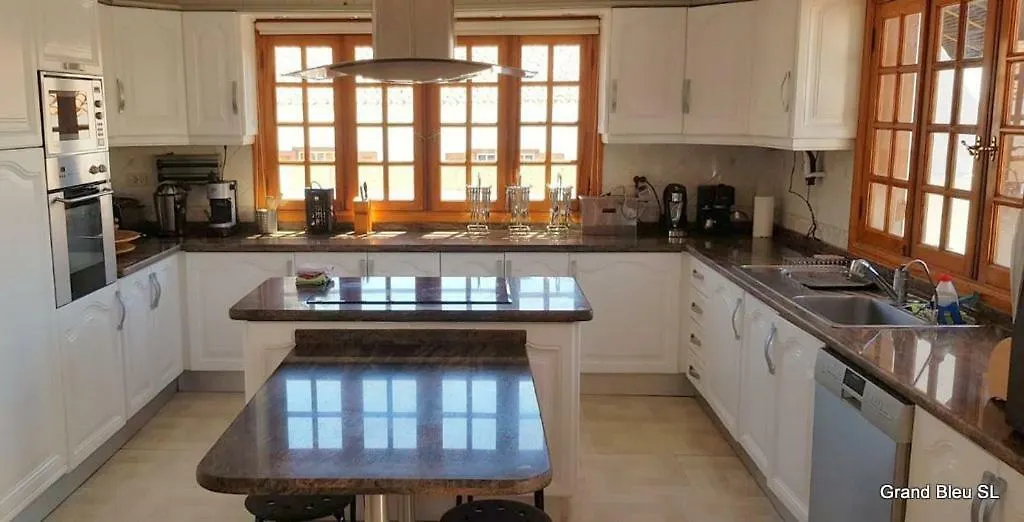 Villa La Tosca Callao Salvaje